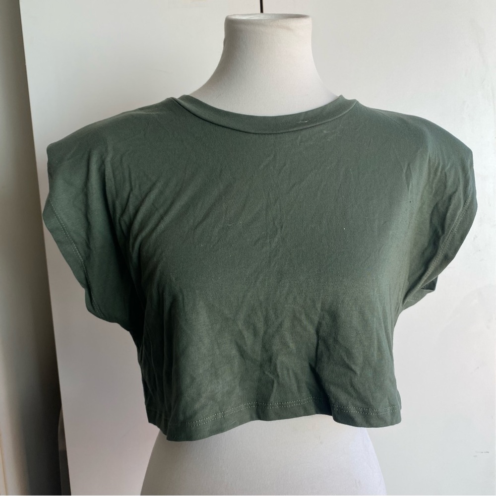 Women’s crop top